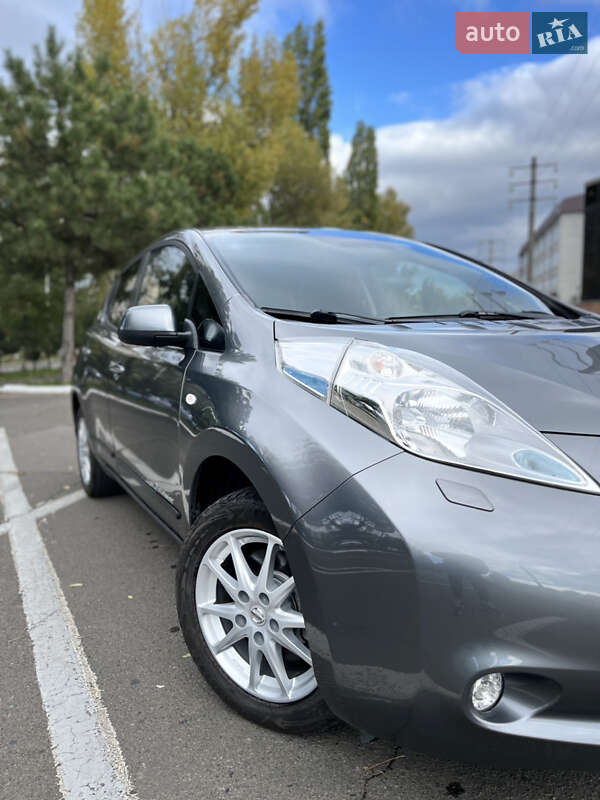 Хетчбек Nissan Leaf 2017 в Одесі