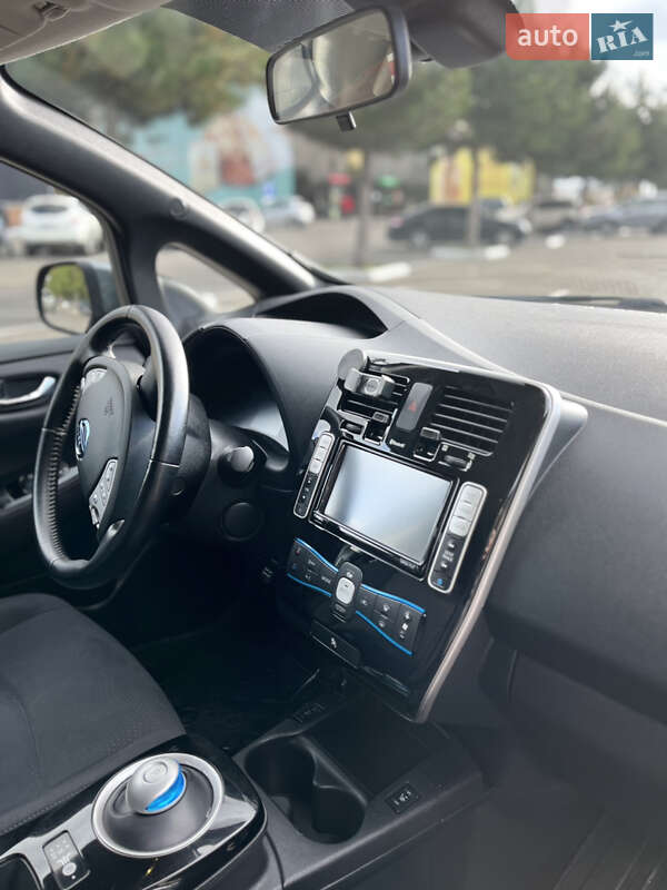 Хетчбек Nissan Leaf 2017 в Одесі