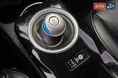 Хэтчбек Nissan Leaf 2016 в 