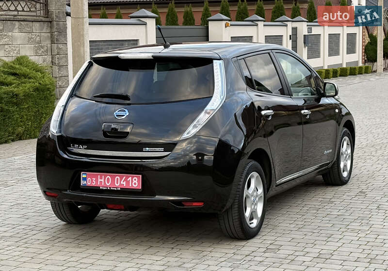 Хэтчбек Nissan Leaf 2014 в Ровно