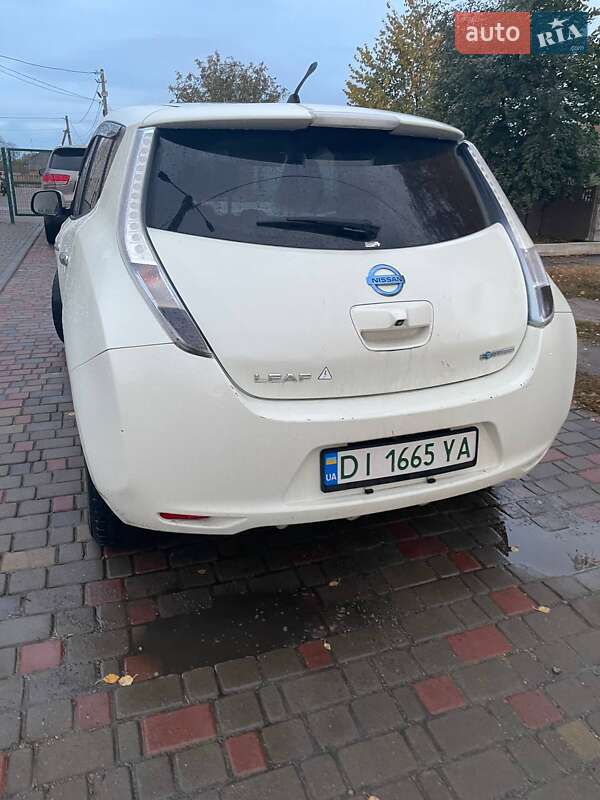 Хетчбек Nissan Leaf 2012 в Перещепині