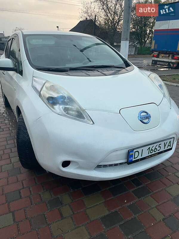 Хетчбек Nissan Leaf 2012 в Перещепині