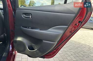 Хэтчбек Nissan Leaf 2018 в 