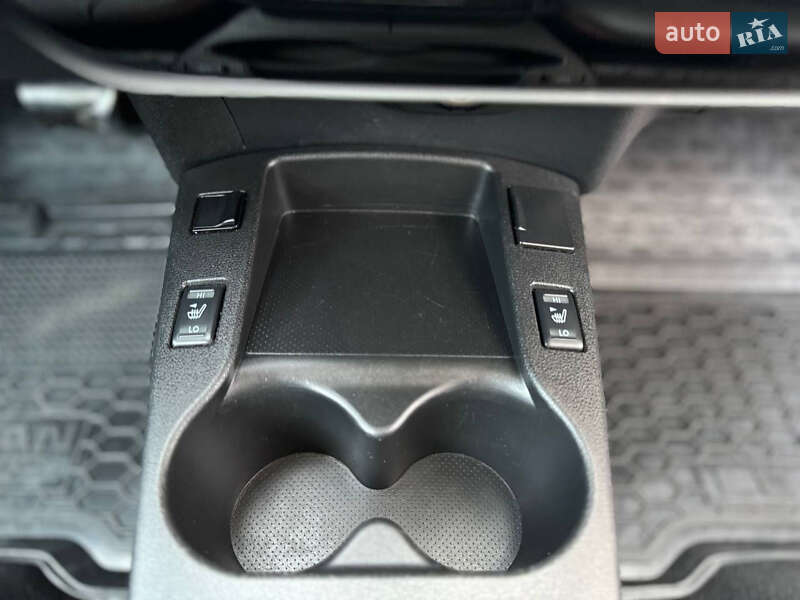 Хэтчбек Nissan Leaf 2014 в Житомире фото 18 Хэтчбек Nissan Leaf 2014 в Житомире