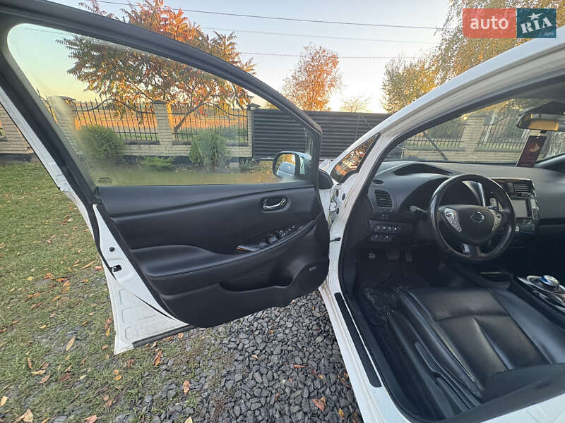 Хэтчбек Nissan Leaf 2014 в Луцке фото 21 Хэтчбек Nissan Leaf 2014 в Луцке