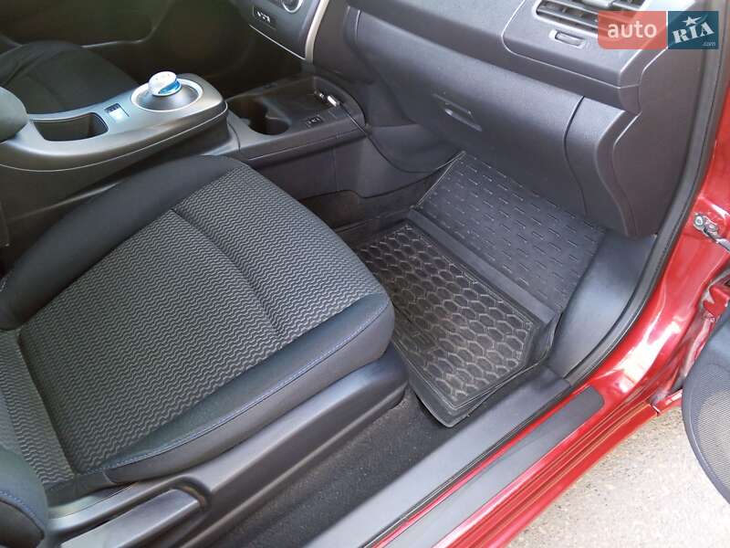 Хэтчбек Nissan Leaf 2013 в Белгороде-Днестровском фото 35 Хэтчбек Nissan Leaf 2013 в Белгороде-Днестровском