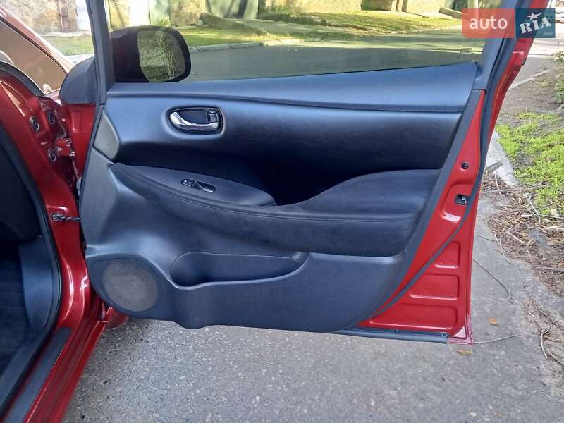 Хэтчбек Nissan Leaf 2013 в Белгороде-Днестровском фото 62 Хэтчбек Nissan Leaf 2013 в Белгороде-Днестровском