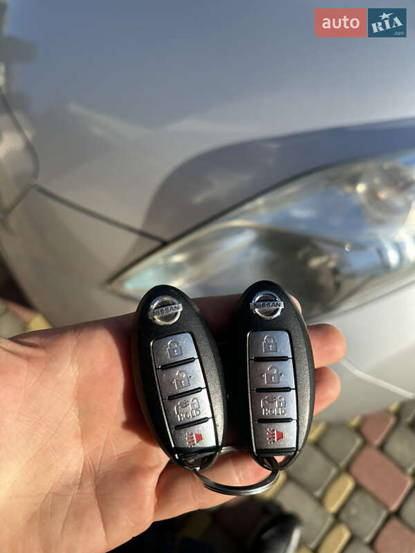 Хетчбек Nissan Leaf 2015 в Чернівцях фото 10 Хетчбек Nissan Leaf 2015 в Чернівцях