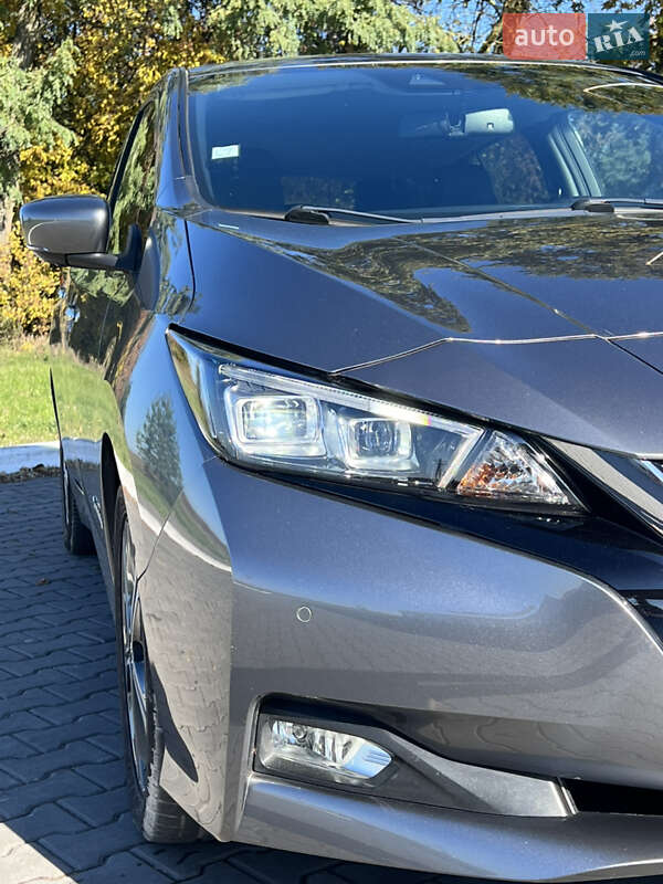 Хетчбек Nissan Leaf 2018 в Луцьку