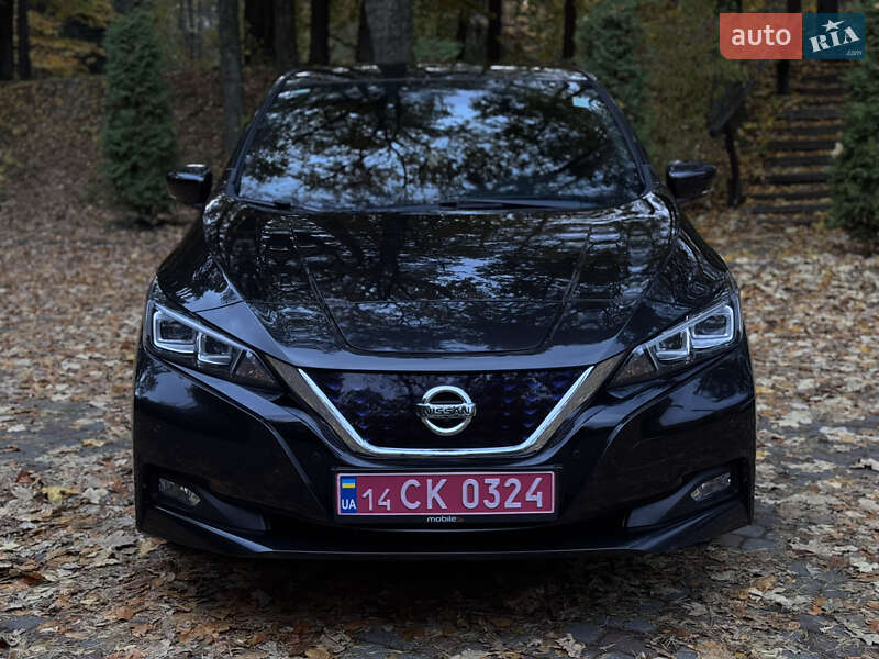 Хэтчбек Nissan Leaf 2018 в Дрогобыче