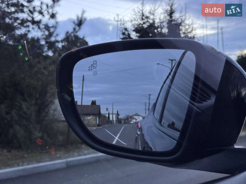 Хэтчбек Nissan Leaf 2018 в Дрогобыче