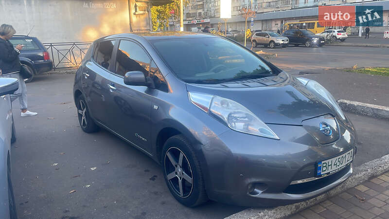 Хетчбек Nissan Leaf 2015 в Одесі фото 2 Хетчбек Nissan Leaf 2015 в Одесі