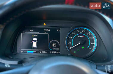 Хэтчбек Nissan Leaf 2018 в 