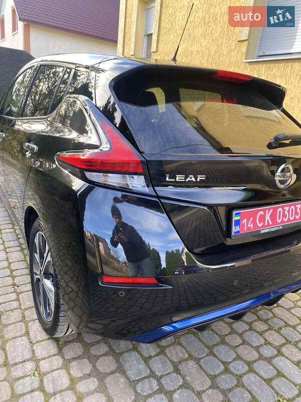 Хетчбек Nissan Leaf 2018 в Дрогобичі