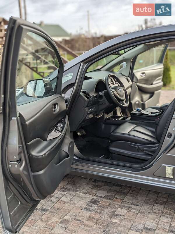 Хетчбек Nissan Leaf 2017 в Ратному фото 7 Хетчбек Nissan Leaf 2017 в Ратному
