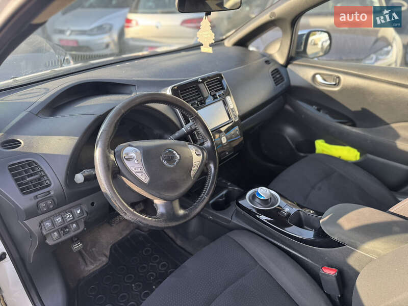 Хэтчбек Nissan Leaf 2013 в Ровно фото 7 Хэтчбек Nissan Leaf 2013 в Ровно