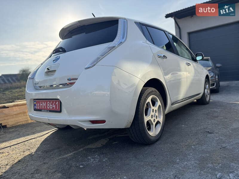 Хэтчбек Nissan Leaf 2013 в Ровно фото 5 Хэтчбек Nissan Leaf 2013 в Ровно