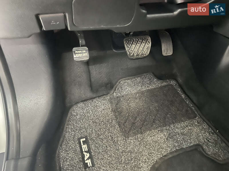 Хэтчбек Nissan Leaf 2013 в Стрые фото 39 Хэтчбек Nissan Leaf 2013 в Стрые