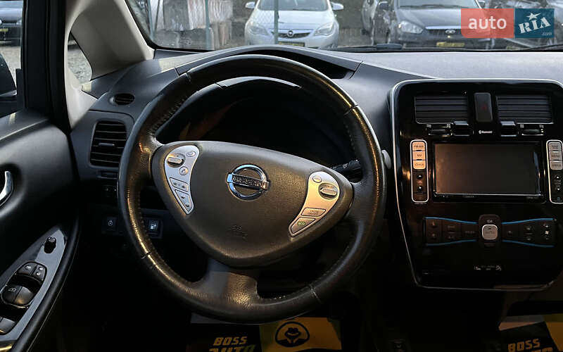 Хэтчбек Nissan Leaf 2014 в Стрые