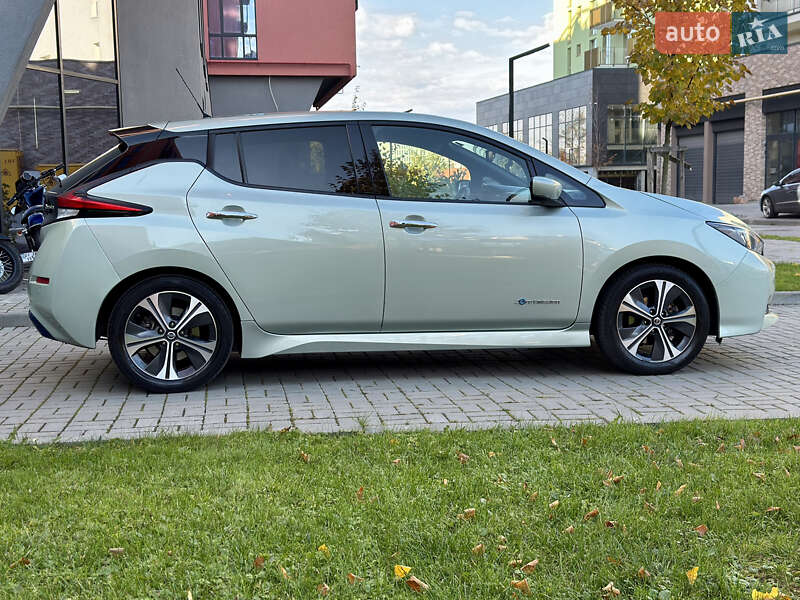 Хетчбек Nissan Leaf 2018 в Львові фото 7 Хетчбек Nissan Leaf 2018 в Львові