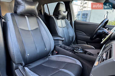 Хэтчбек Nissan Leaf 2018 в 