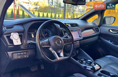 Хэтчбек Nissan Leaf 2018 в 