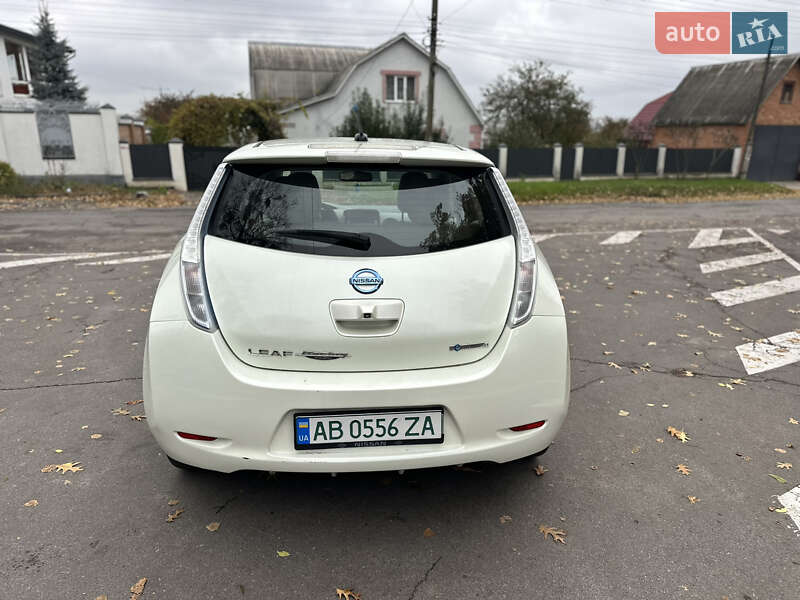 Хетчбек Nissan Leaf 2012 в Вінниці