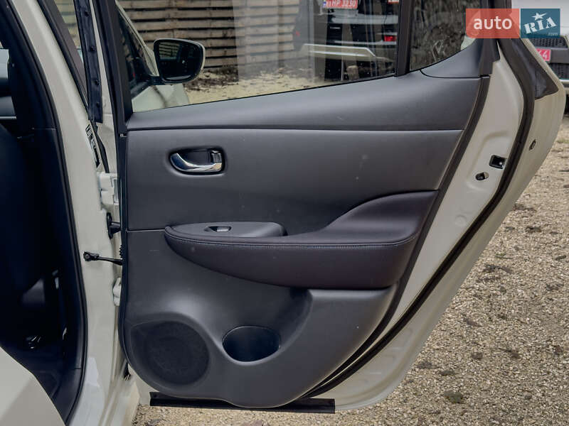 Хетчбек Nissan Leaf 2021 в Бродах