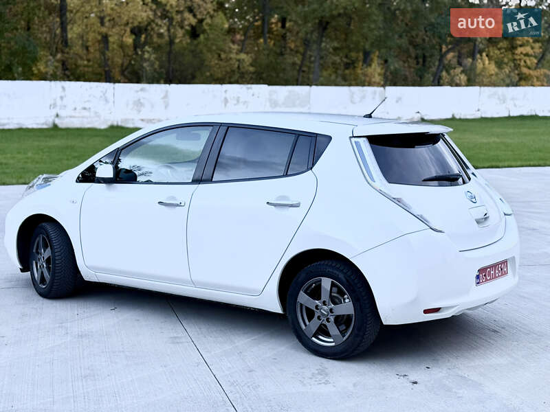 Хэтчбек Nissan Leaf 2014 в Луцке