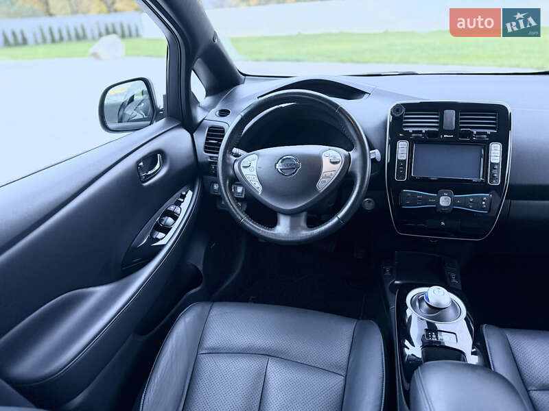 Хэтчбек Nissan Leaf 2014 в Луцке