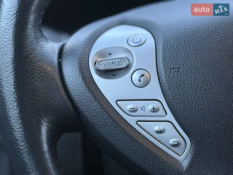 Хэтчбек Nissan Leaf 2014 в Луцке