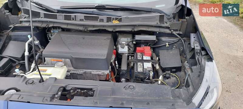 Хэтчбек Nissan Leaf 2019 в Черкассах