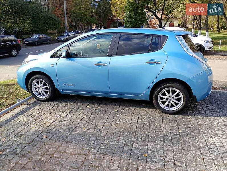 Хэтчбек Nissan Leaf 2014 в Харькове