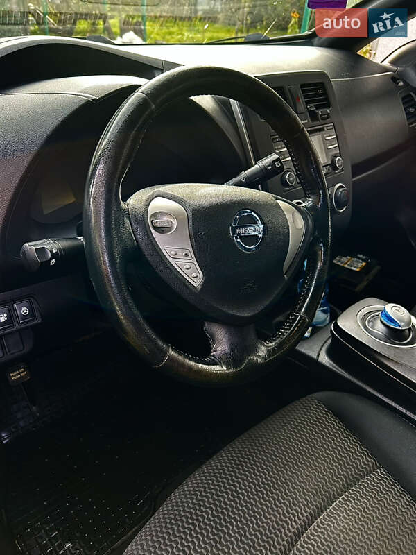 Хэтчбек Nissan Leaf 2013 в Львове фото 11 Хэтчбек Nissan Leaf 2013 в Львове