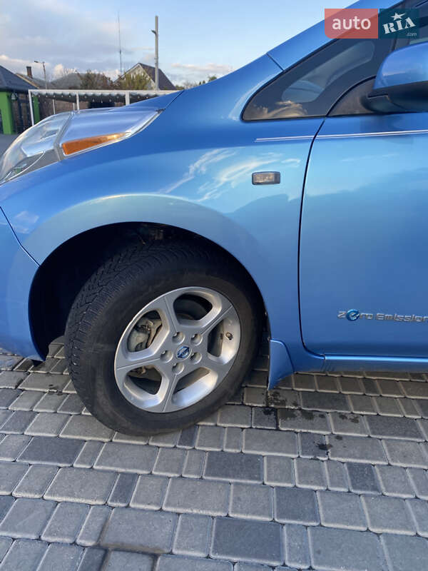 Хэтчбек Nissan Leaf 2014 в Кропивницком фото 14 Хэтчбек Nissan Leaf 2014 в Кропивницком