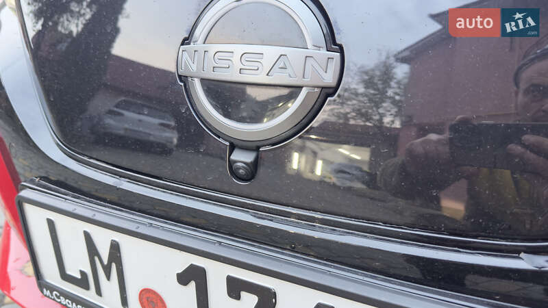 Хэтчбек Nissan Leaf 2023 в Сваляве