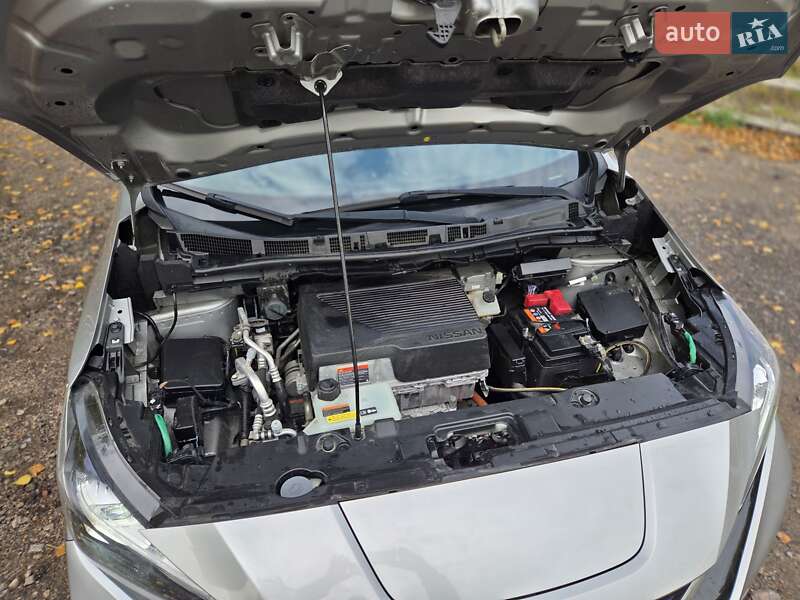 Хэтчбек Nissan Leaf 2019 в Черкассах фото 28 Хэтчбек Nissan Leaf 2019 в Черкассах