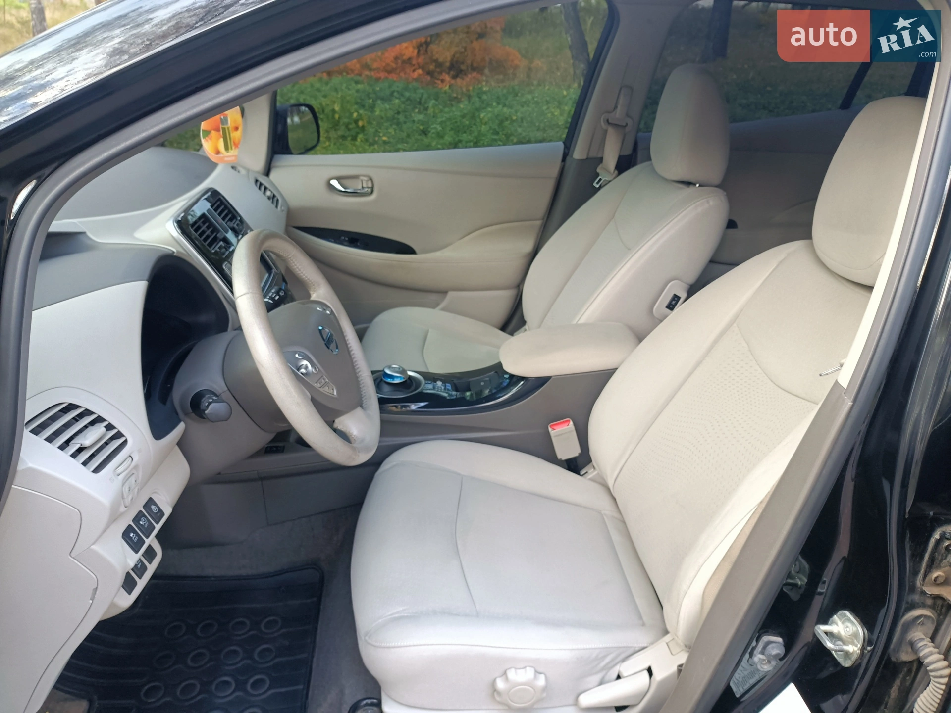 2012 Nissan Leaf - мініатюра 18