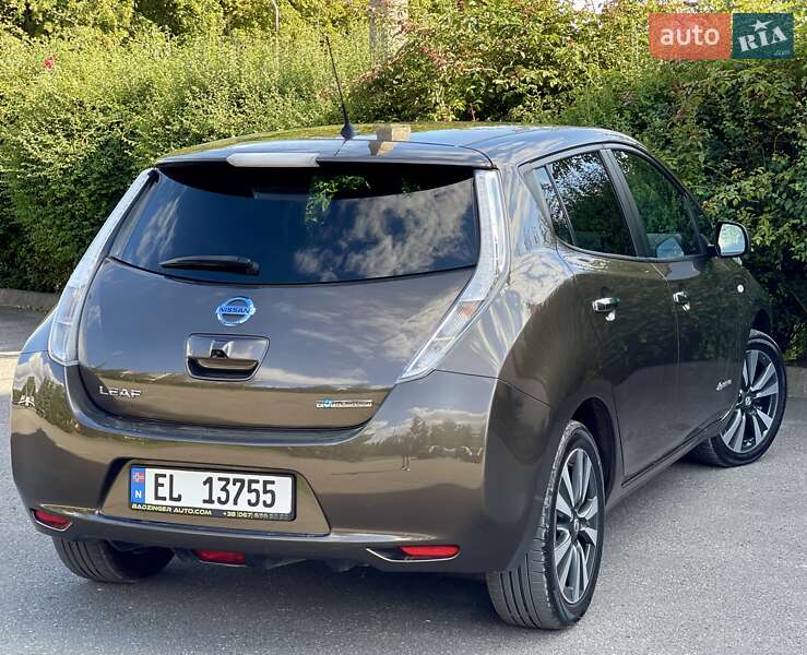 Хэтчбек Nissan Leaf 2016 в Тернополе