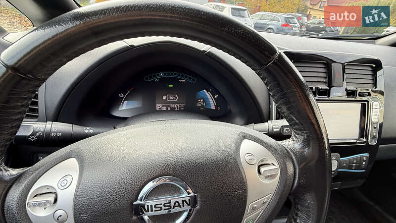 Хэтчбек Nissan Leaf 2014 в Луцке