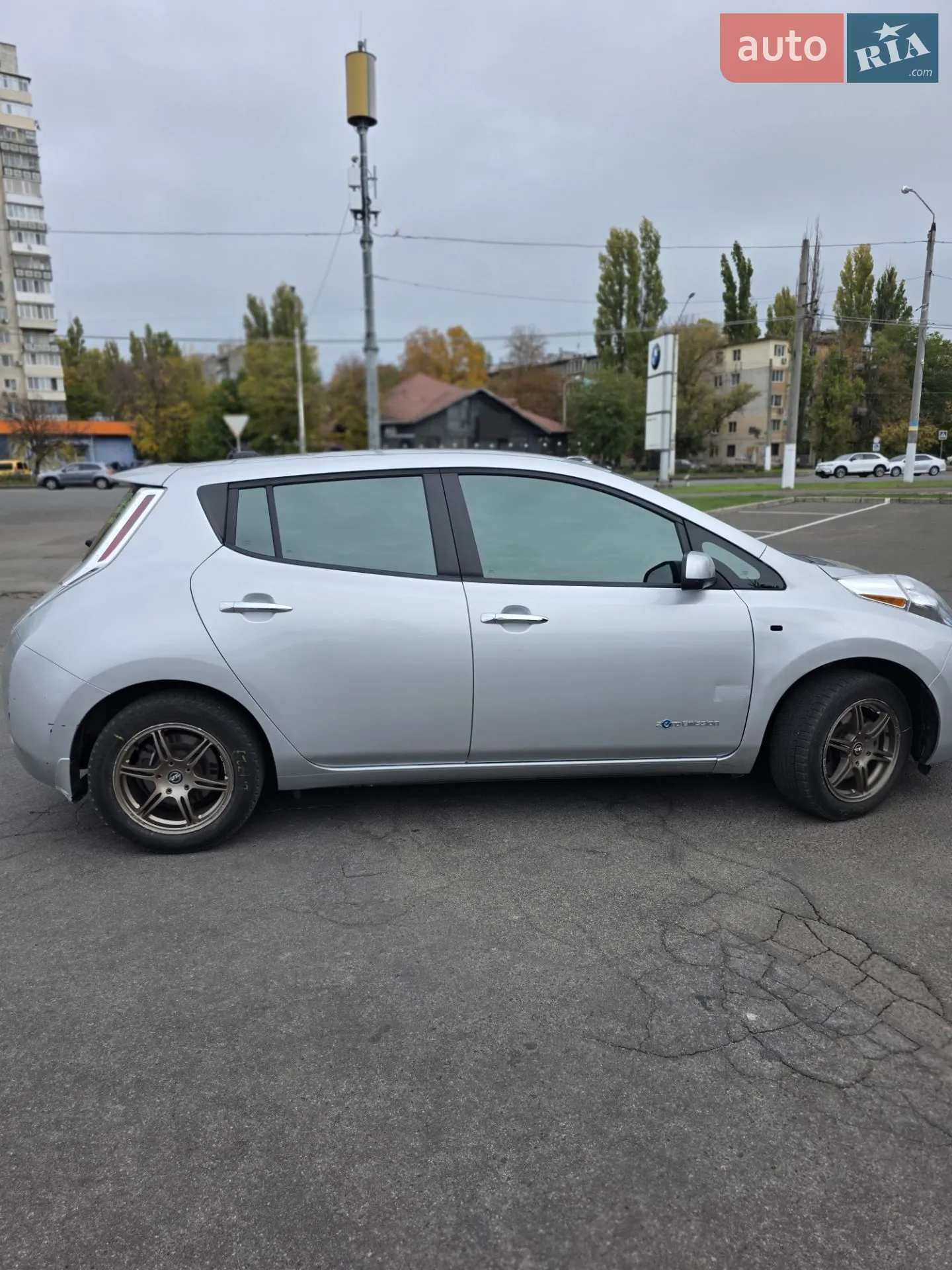 2015 Nissan Leaf - мініатюра 9