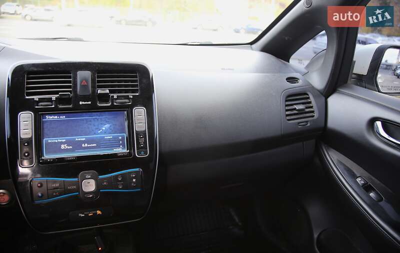 Хэтчбек Nissan Leaf 2013 в Харькове
