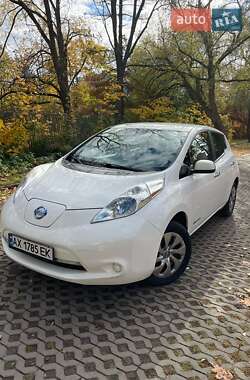 Хэтчбек Nissan Leaf 2013 в Харькове Хэтчбек Nissan Leaf 2013 в Харькове