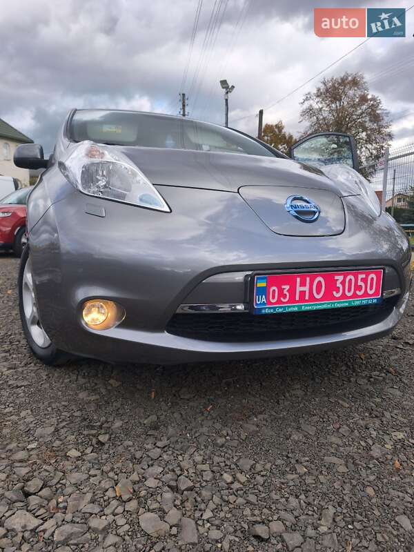 Хэтчбек Nissan Leaf 2014 в Луцке фото 5 Хэтчбек Nissan Leaf 2014 в Луцке