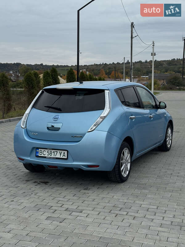 Хэтчбек Nissan Leaf 2015 в Золочеве