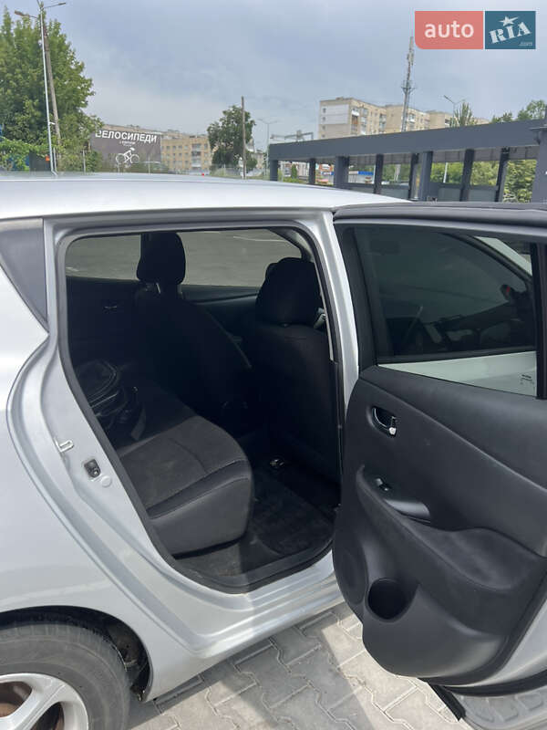 Хэтчбек Nissan Leaf 2017 в Виннице фото 5 Хэтчбек Nissan Leaf 2017 в Виннице