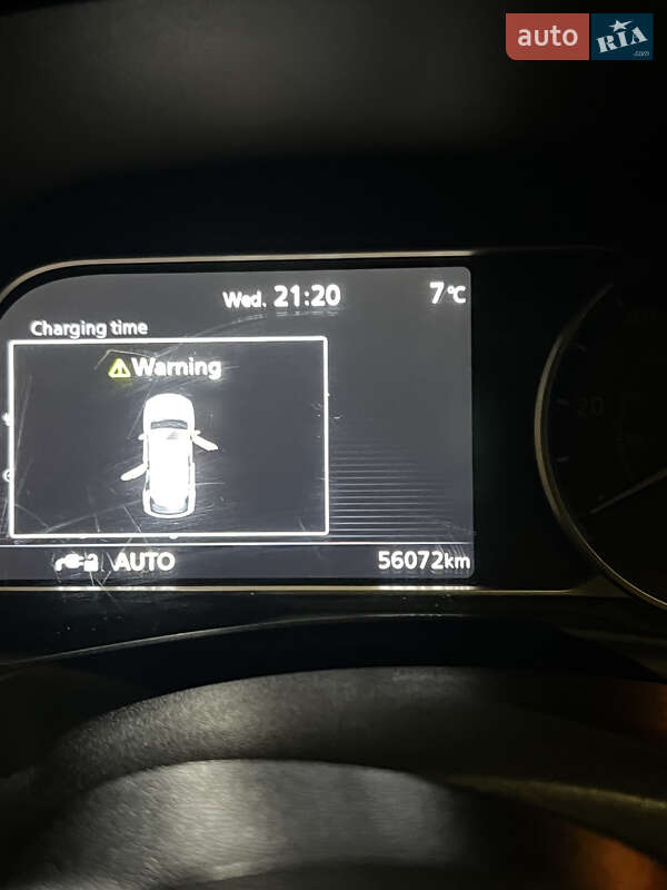 Хэтчбек Nissan Leaf 2018 в Луцке