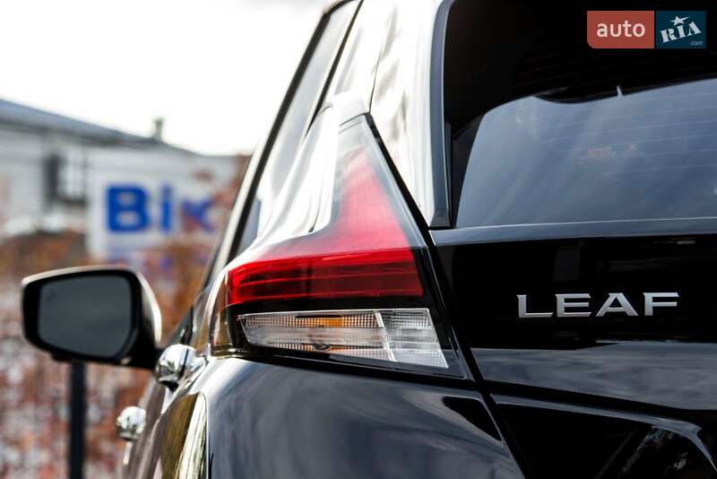 Хетчбек Nissan Leaf 2023 в Львові фото 11 Хетчбек Nissan Leaf 2023 в Львові