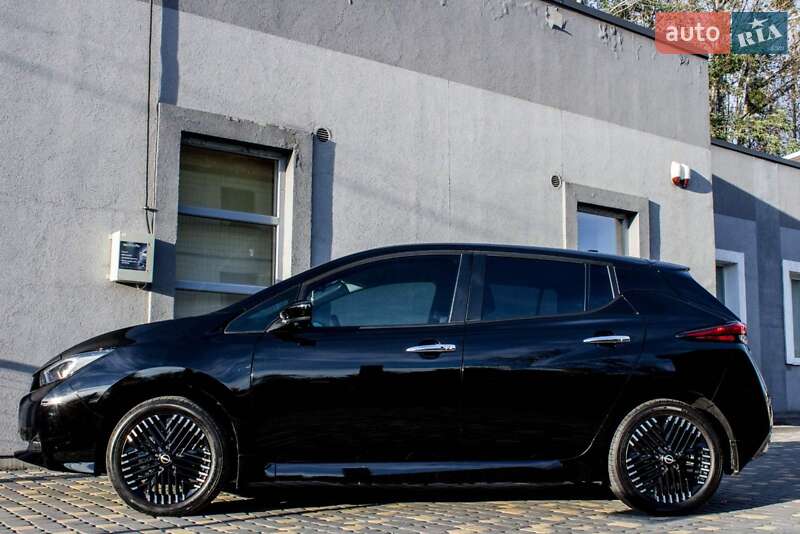 Хетчбек Nissan Leaf 2023 в Львові фото 31 Хетчбек Nissan Leaf 2023 в Львові