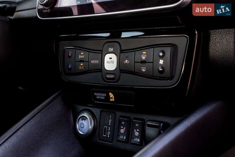 Хетчбек Nissan Leaf 2023 в Львові фото 38 Хетчбек Nissan Leaf 2023 в Львові